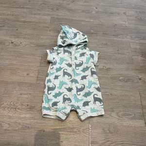 Carters Grey dino snap hood Ctnblnd Romper 3m