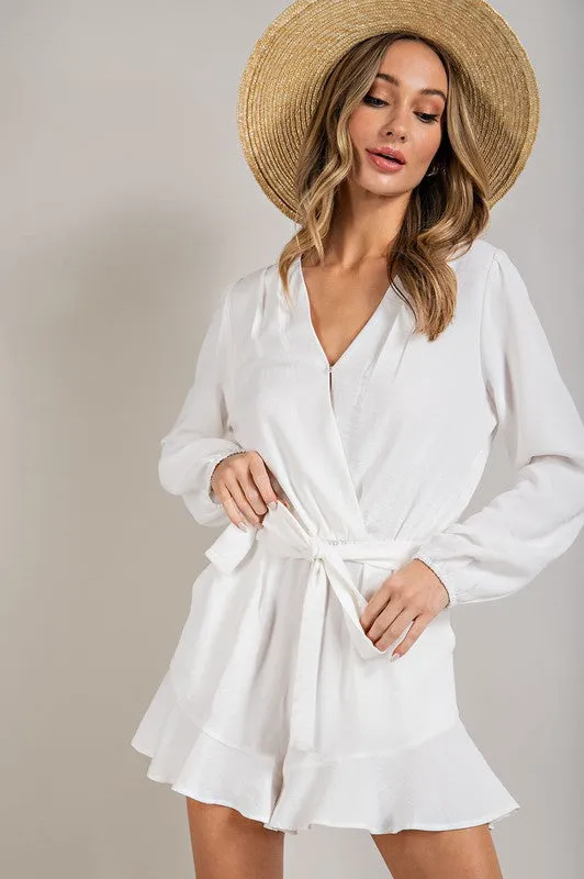 Off White V-neck Waist Tie Romper